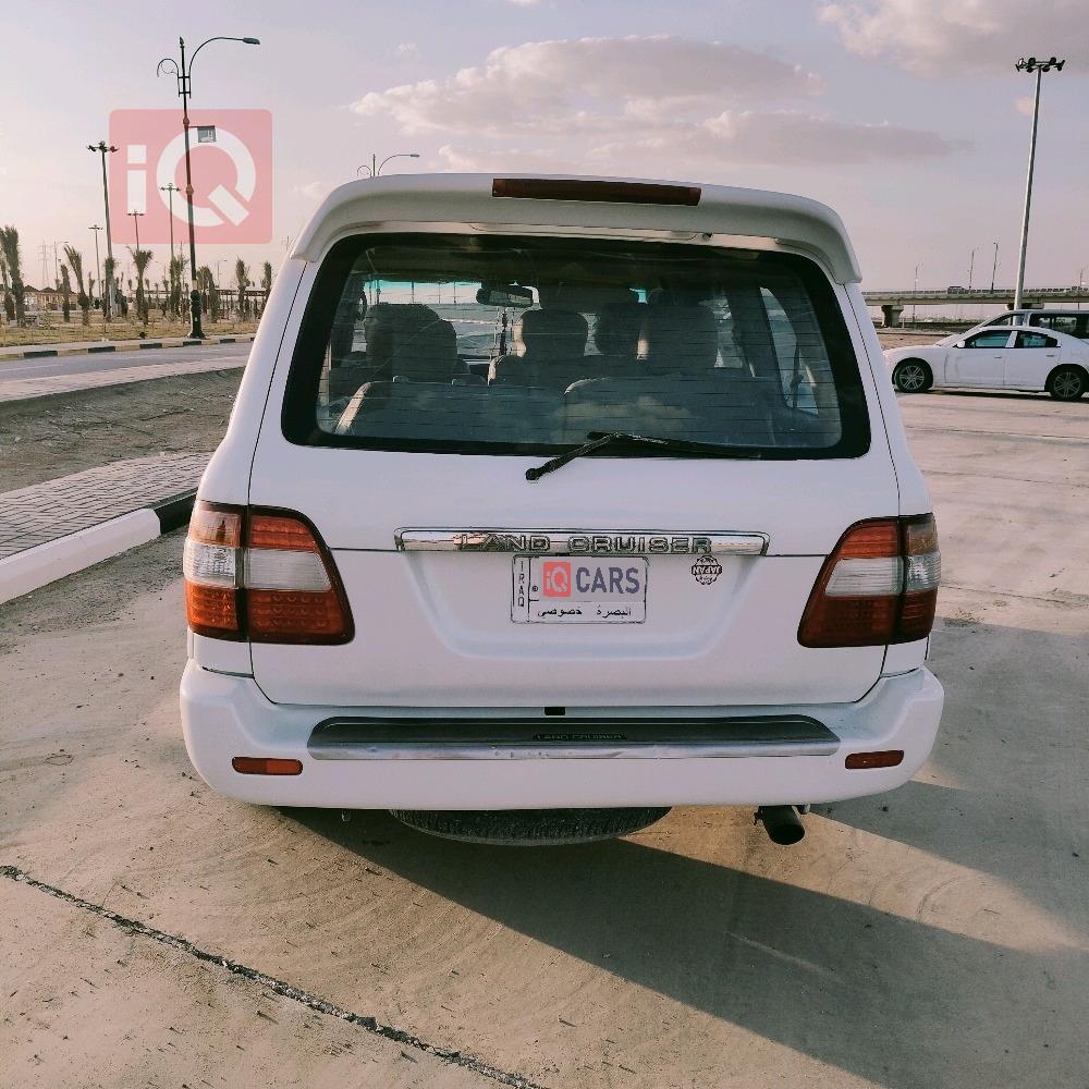 تويوتا لاندكروزر